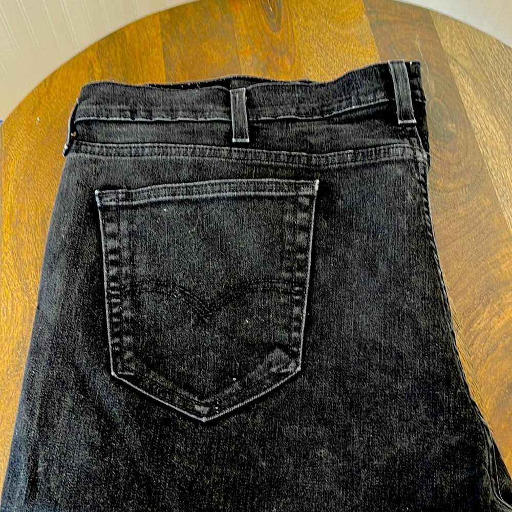 Levi’s 541 black jeans 46x 32